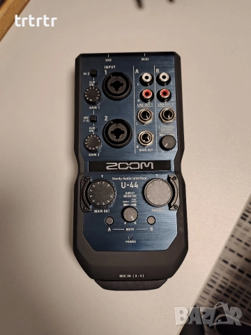 Zoom u-44 звукова карта