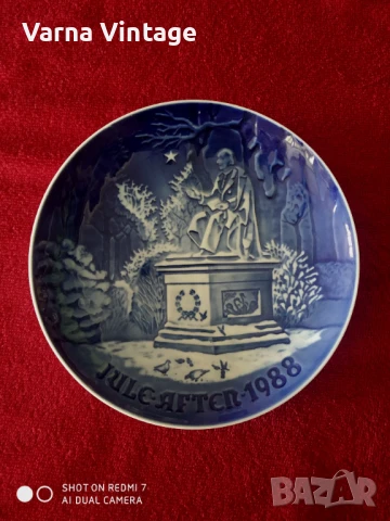 Колекционерска порцеланова чиния The King's garden серия JULEAFTEN. Bing & Grøndahl Дания., снимка 2 - Колекции - 51338101