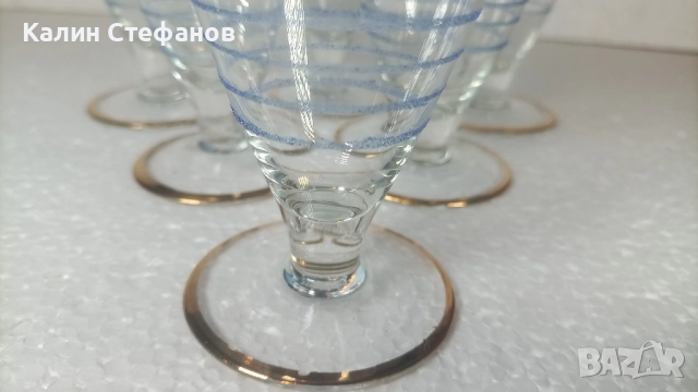 Страхотен ретро комплект за вино, шампанско, златни кантове, цветна синя посипка, 6 бр, снимка 10 - Антикварни и старинни предмети - 51570042