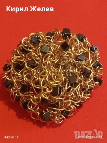 Demi Paure брошка златиста тел с черни кристали ХЕМОТАТ 21034