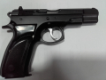 Боен пистолет CZ-75B, снимка 2