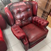 Фотьойл/кресло Честърфийлд модел Pegasus, цвят Oxblood (телешка кръв), снимка 3 - Дивани и мека мебел - 45287039