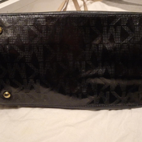 Оригинална дамска чанта Michael Kors със сертификат, снимка 4 - Чанти - 44969709