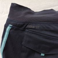 Nike оригинални дамски къси панталони - шорти в тъмносин цвят р-р XS, снимка 15 - Къси панталони и бермуди - 45568461