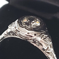 Златен пръстен 18к с Брилянт 0.8 карата(артдеко), снимка 1 - Пръстени - 44958165