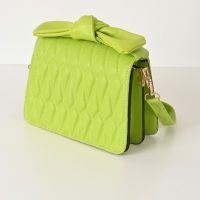 Нова малка зелена чанта, снимка 1 - Чанти - 45862524