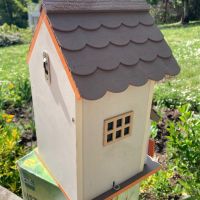 Декоративна ръчно рисувана къща за птици - Living Garden 🪴 Germany, снимка 3 - Други стоки за дома - 45430466