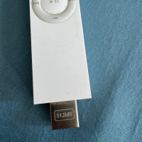 ipod shuffle 1поколение 512MB , Айпод , Apple Ipod Shuffle, снимка 7 - iPod - 45054524