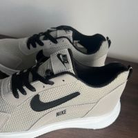 Нови маратонки Nike размер 42, снимка 3 - Маратонки - 45427367