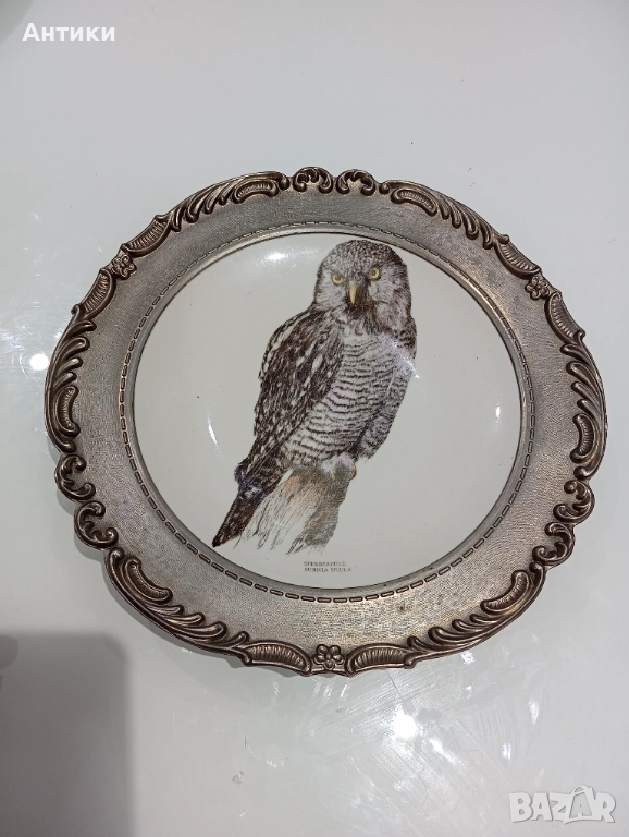 Порцеланова колекционерска чиния за стена с печати , снимка 1