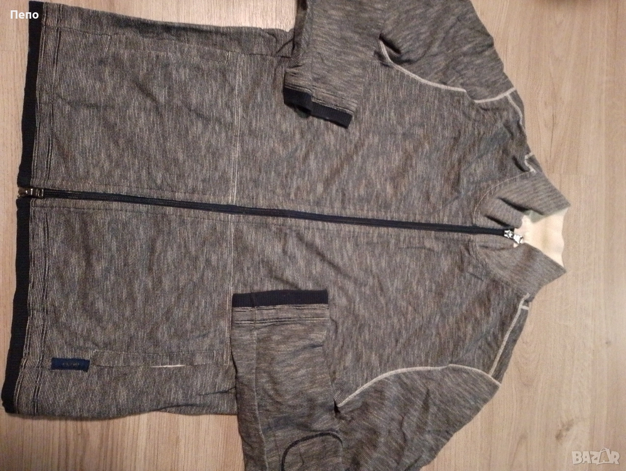 Горнище Boss, снимка 1