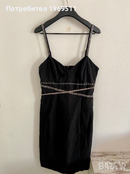 Къса черна рокля с камъчета, снимка 1