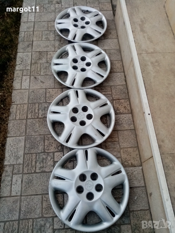 Продавам оригинални тасове за Тойота 15цола, снимка 1