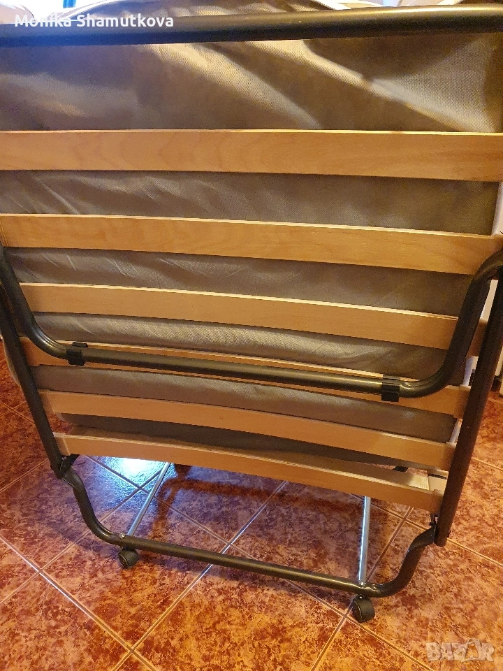 Сгъваемо походно легло с матрак и ламели, снимка 1