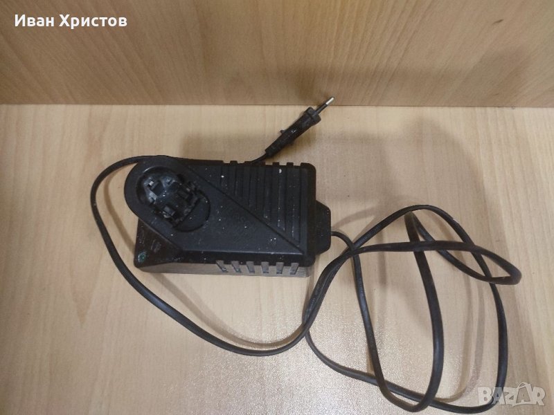 Зарядно винтоверт Bosch 14,4V, снимка 1