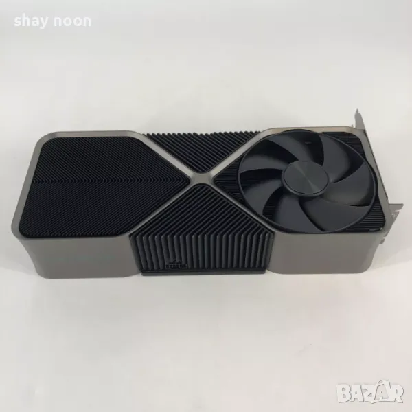 NVIDIA Founders Edition GeForce RTX 4090 24GB GDDR6X, снимка 1