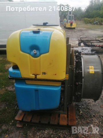 Вентилаторна прьскачка ОМА, снимка 2 - Селскостопанска техника - 51999769