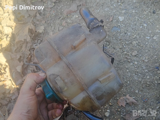 Казанче антифриз volvo s60 2001 година, снимка 2 - Части - 53832550