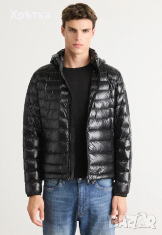 Hugo Boss Hypelite Hybrid - Оригинално мъжко яке размер S-M, снимка 2 - Якета - 53929591
