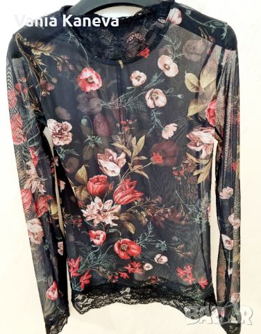 Елегантна блуза..  Красив десен  на марката  Desigual., снимка 1 - Блузи с дълъг ръкав и пуловери - 45837208