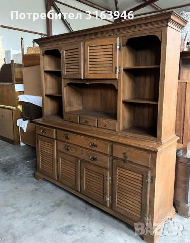 Стилен и масивен шкаф от естествено дърво, снимка 2 - Шкафове - 52823833