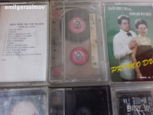  Радио GRUNDIG RF-150,уокмен Tevion и аудио касети., снимка 18 - Антикварни и старинни предмети - 51096483