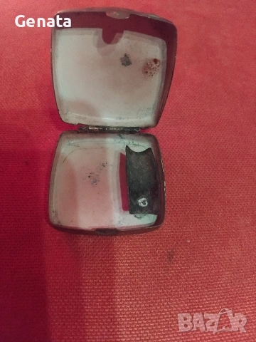 Стар джобен пепелник табакера кутия, снимка 3 - Антикварни и старинни предмети - 53112131