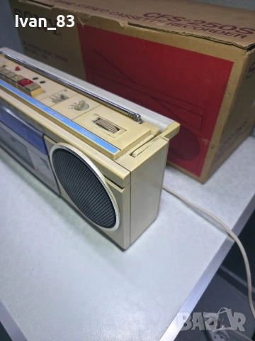 Радиокасетофон Sony cfs 250s, снимка 2 - Радиокасетофони, транзистори - 53012176
