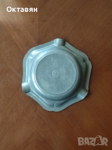 Калаени  чинийки за стена ,подложки за чаши, снимка 3 - Антикварни и старинни предмети - 53175569