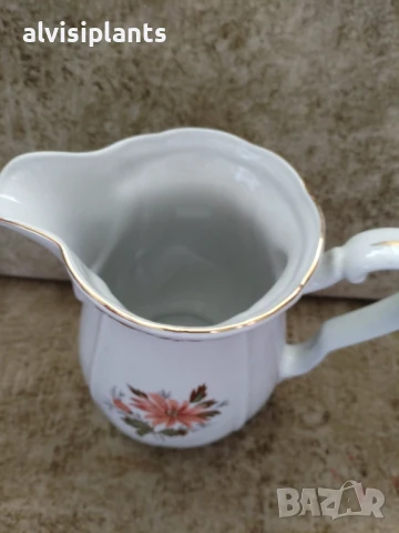 Порцеланова кана със златен орнамент и цъфнали цветя , снимка 5 - Други ценни предмети - 51301868