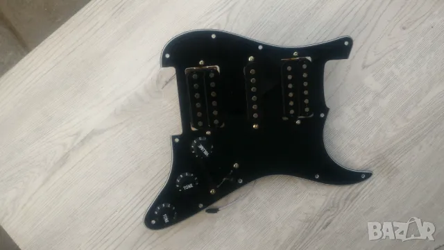 Пикгард за Strat, снимка 3 - Китари - 48959831