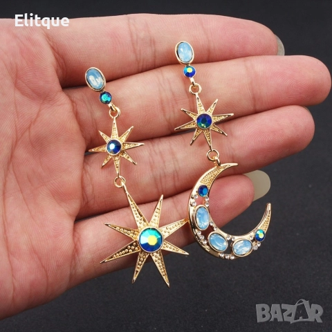 Асиметрични висящи обеци Слънце и Луна в златен цвят 