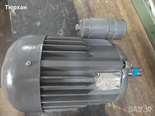 Монофазен електродвигател 1,10киловата, снимка 5 - Електродвигатели - 53511520