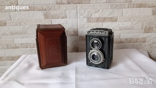 Стар механичен фотоапарат Любитель 2 - Антика - 1959 година, снимка 1