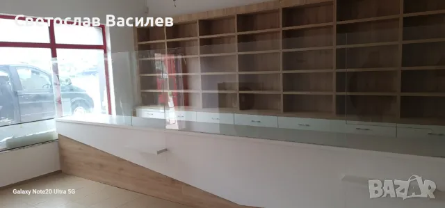 Отдава се под наем помещение, подходящо за аптека или друг вид дейност ж.к Кайсиева Градина, снимка 7 - Магазини - 49854133