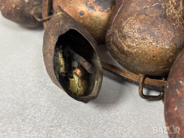 Истински Автентични Стари Хлопки-5 броя на кожен каиш, снимка 4 - Антикварни и старинни предмети - 52803117