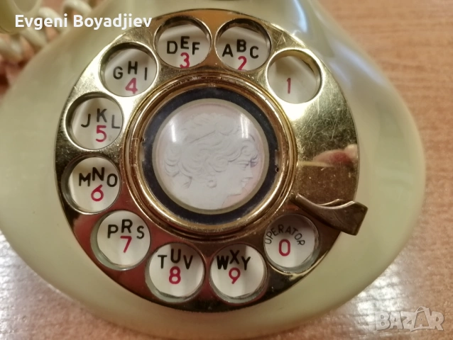 Ретро телефон с шайба , снимка 2 - Антикварни и старинни предмети - 53649042