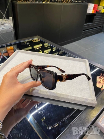 очила с черен обикновен калъф и ув защита chanel , снимка 2 - Слънчеви и диоптрични очила - 51445109