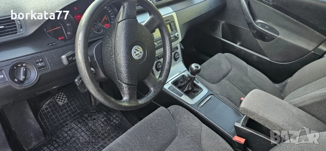 VW PASAT 1.9 TDI, снимка 6 - Автомобили и джипове - 51697068