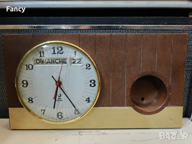 Страхотен френски часовник Jaz, снимка 2 - Антикварни и старинни предмети - 49548730