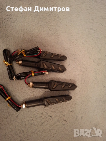 Лед мигачи за моторс бягаща светлина