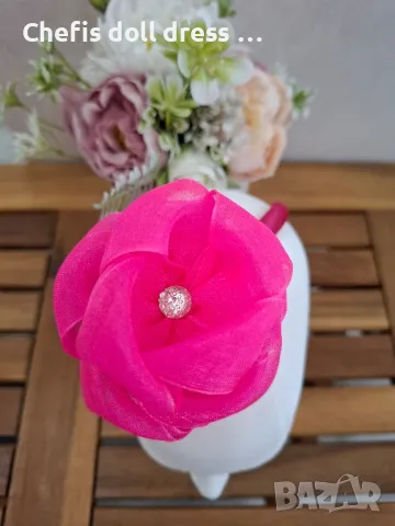 Диадема с обемно цвете от органза, снимка 10 - Аксесоари за коса - 49938448