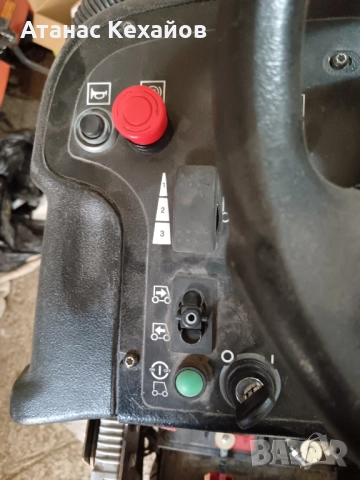 машина за почистване на под Karcher, снимка 12 - Други машини и части - 51870541