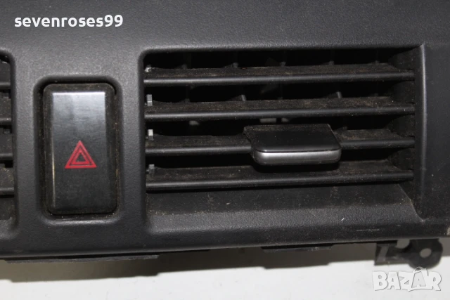 Духалка централна с аварийни Мазда 3 2008 2.3i 158hp Mazda 3 седан , снимка 3 - Части - 51255558