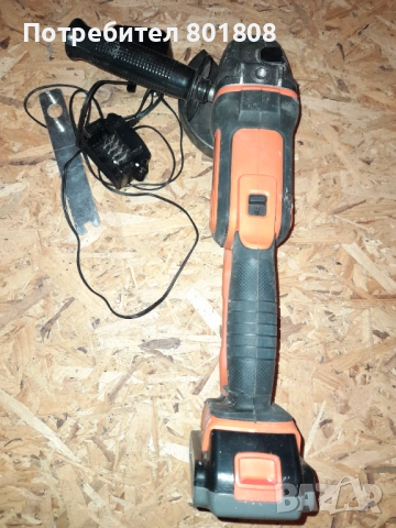 Акумулаторен ъглошлайф/флекс  Black and Decker , снимка 6 - Други инструменти - 51979181