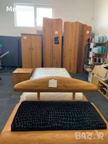 Масивен дървен спален к-т., снимка 2 - Спални и легла - 50746272