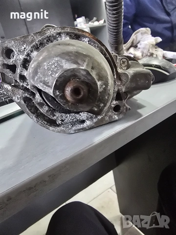 1005821056 Bosch Стартер 1005821056 Bosch Mercedes W124 W201 2,0 2,3C-CLASS (W202) 100582168, снимка 3 - Части - 53414826