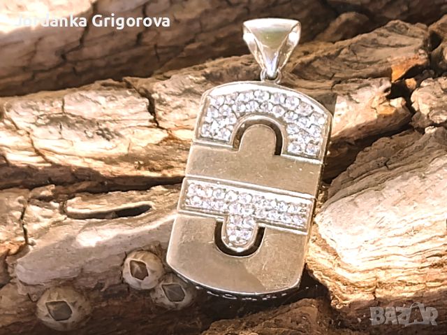 Сребърен медальон с цирконий - Bvlgari, снимка 2 - Колиета, медальони, синджири - 46465504