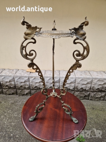 Страхотна антикварна френска бронзова масичка , снимка 2 - Антикварни и старинни предмети - 52138923