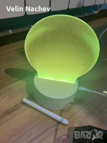 LED Нощна лампа със светещ панел за писане и изтриване (RGB), снимка 2 - Лед осветление - 53397956